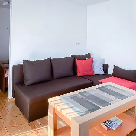 Apartamentai Birzuose, Kestucio Gatve Birzai Exterior photo